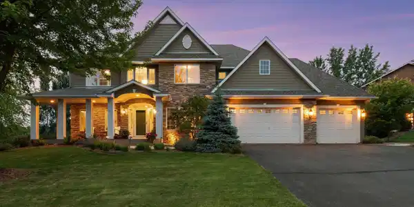 3049 Fairway Drive