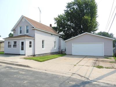 120 Lake Avenue S
