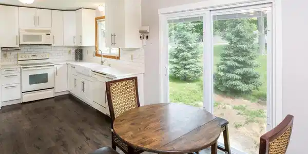17372 Sunset Trail SW