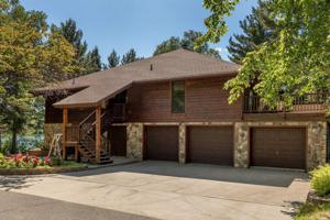 1591 Goldfinch Lane NE