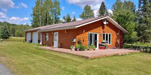 10343 Ash River