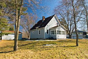 119 6th Avenue NE