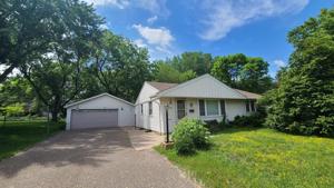 5724 Moore Lake NE