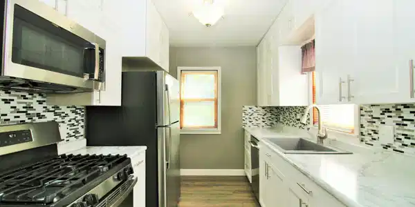 216 High NE