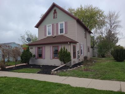 340 1st Street N