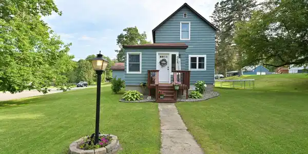 302 Mitchell Street