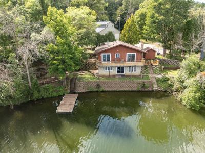 40402 Ryans Bay Road