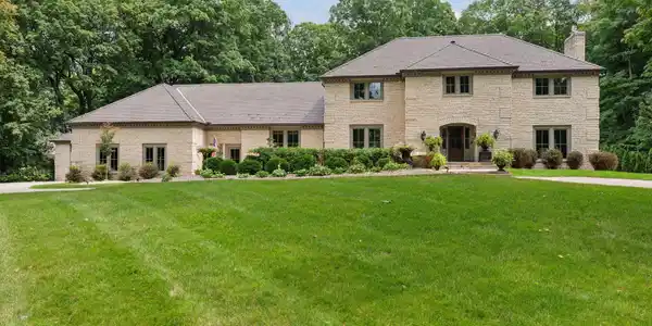 4691 Baycliffe Drive
