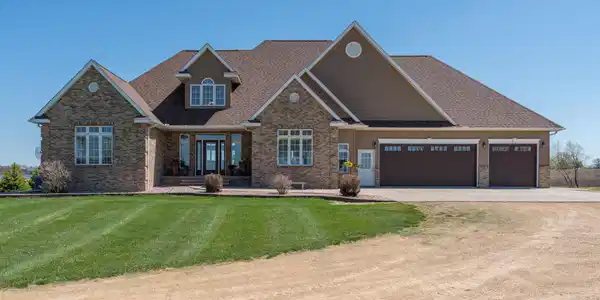 22643 Oriole Circle