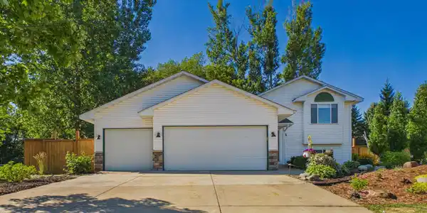 10745 Matthew Drive