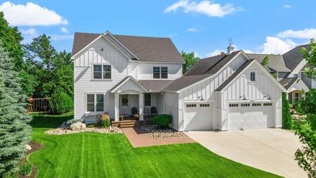 2522 Woods Drive