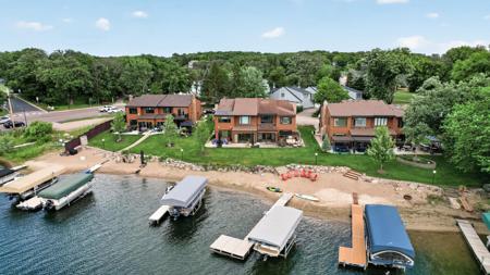 4060 Grainwood Trail NE