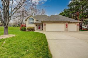 709 7th NW