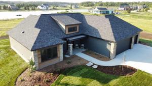 1471 Trophy Lake SW