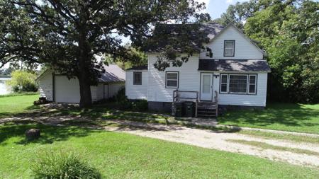 204 2nd Street SW
