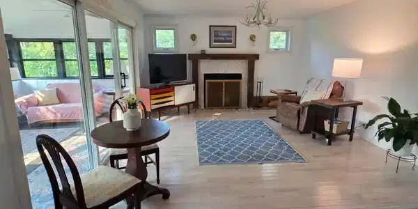 18116 Captive Lake Road