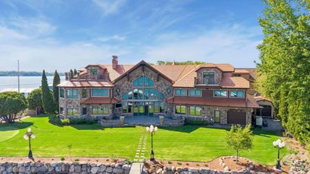 4100 Enchanted Lane