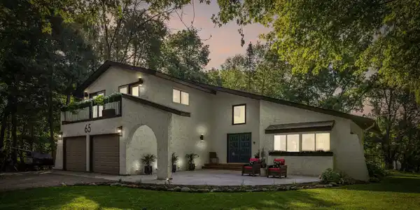 65 Birch Bluff Road