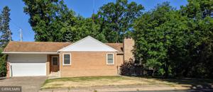 121 Lake N