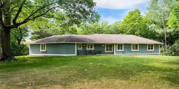 26320 Oak Ridge