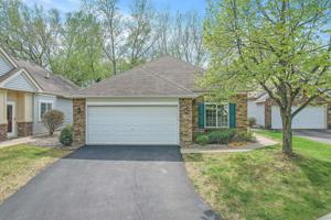 138 Lakeview E
