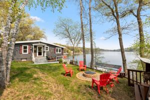 2239 Birchcrest