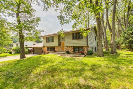 720 Mercury Drive W