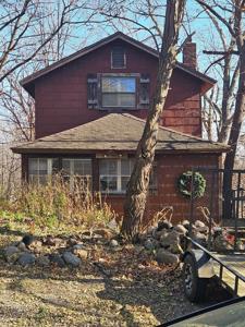 3149 Inverness Lane