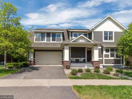 6789 Lakeview NE