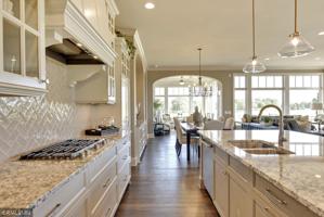 139 Lakeshore Circle
