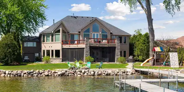 205 Woodpecker Ridge Road