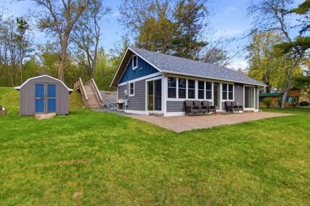 2308 Bundy Lane NE
