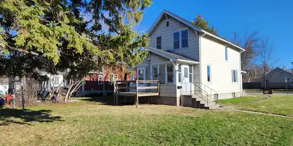 1024 6th Street