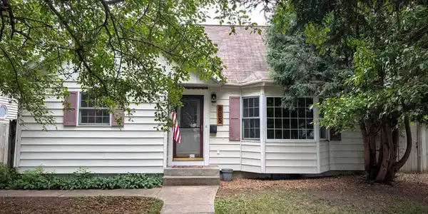 805 2nd Street
