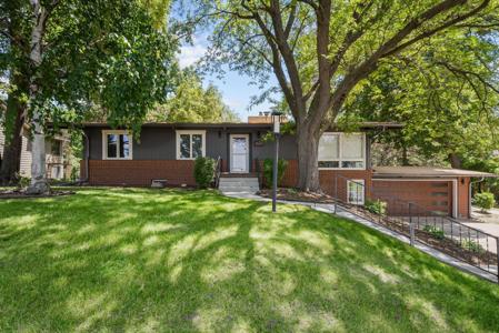 3520 E Medicine Lake Boulevard