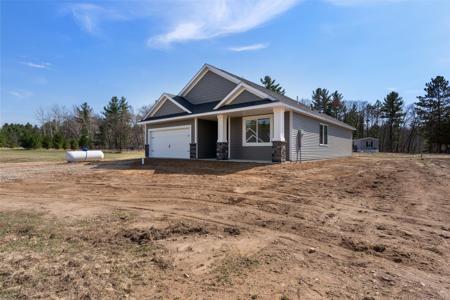 20957 Woods Edge Court