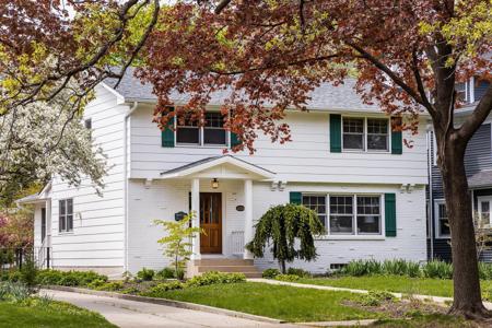 4524 Dupont Avenue S