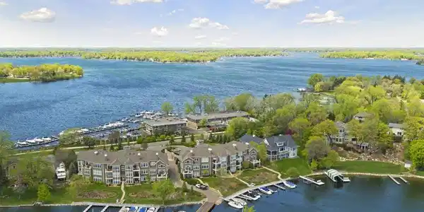 21955 Minnetonka Boulevard