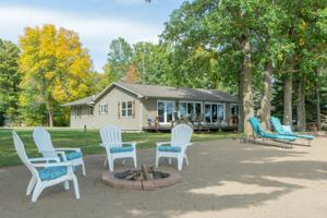 17015 Pleasant Lane