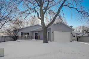 5811 Cedarwood NE