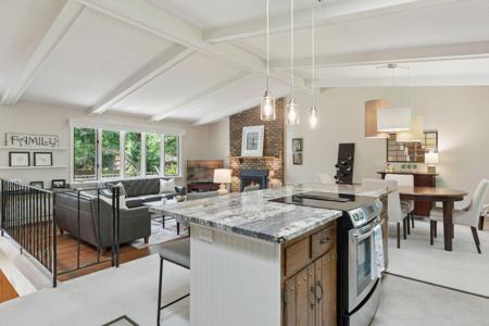 5246 Division Avenue