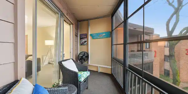 Image 4 Image 4