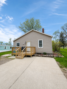 319 2nd Street N