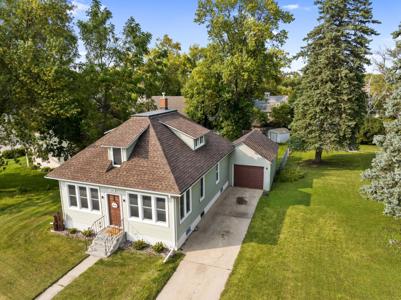 106 W Nokomis Street