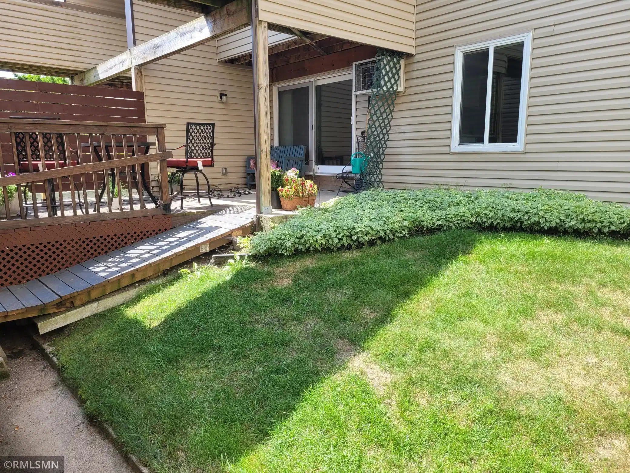 Image 1 Image 1