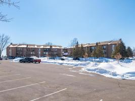 3420 Golfview