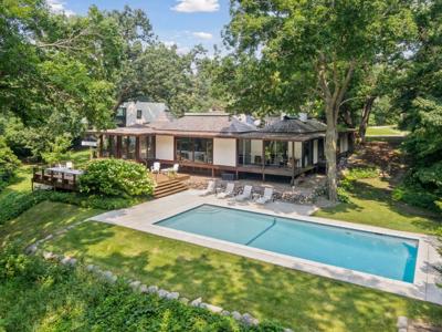 780 Long Bridge Lane