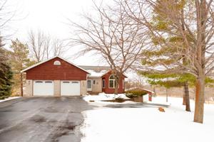 435 Pleasant Crest Circle
