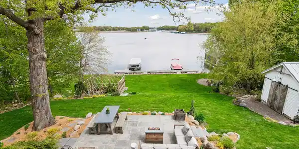 2412 Avon Drive