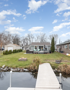735 Woodland Drive SE